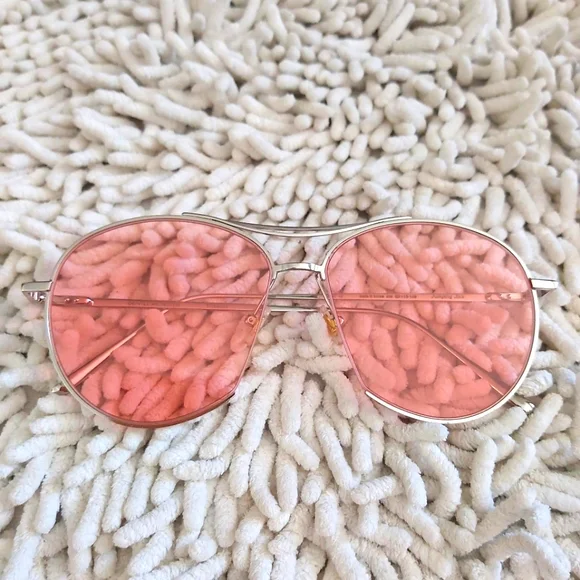 GENTLE MONSTER - Silver & Pink Jumping Jack Sunglasses Gentle Monster Silver and Pink Jumping Jack Sunglasses  main image 4